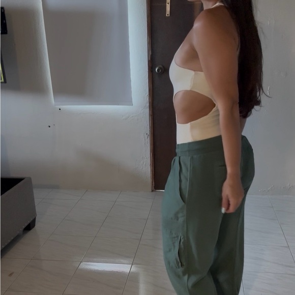 Zara Cream Cutout One-Piece Bodysuit - Picture 8 of 9